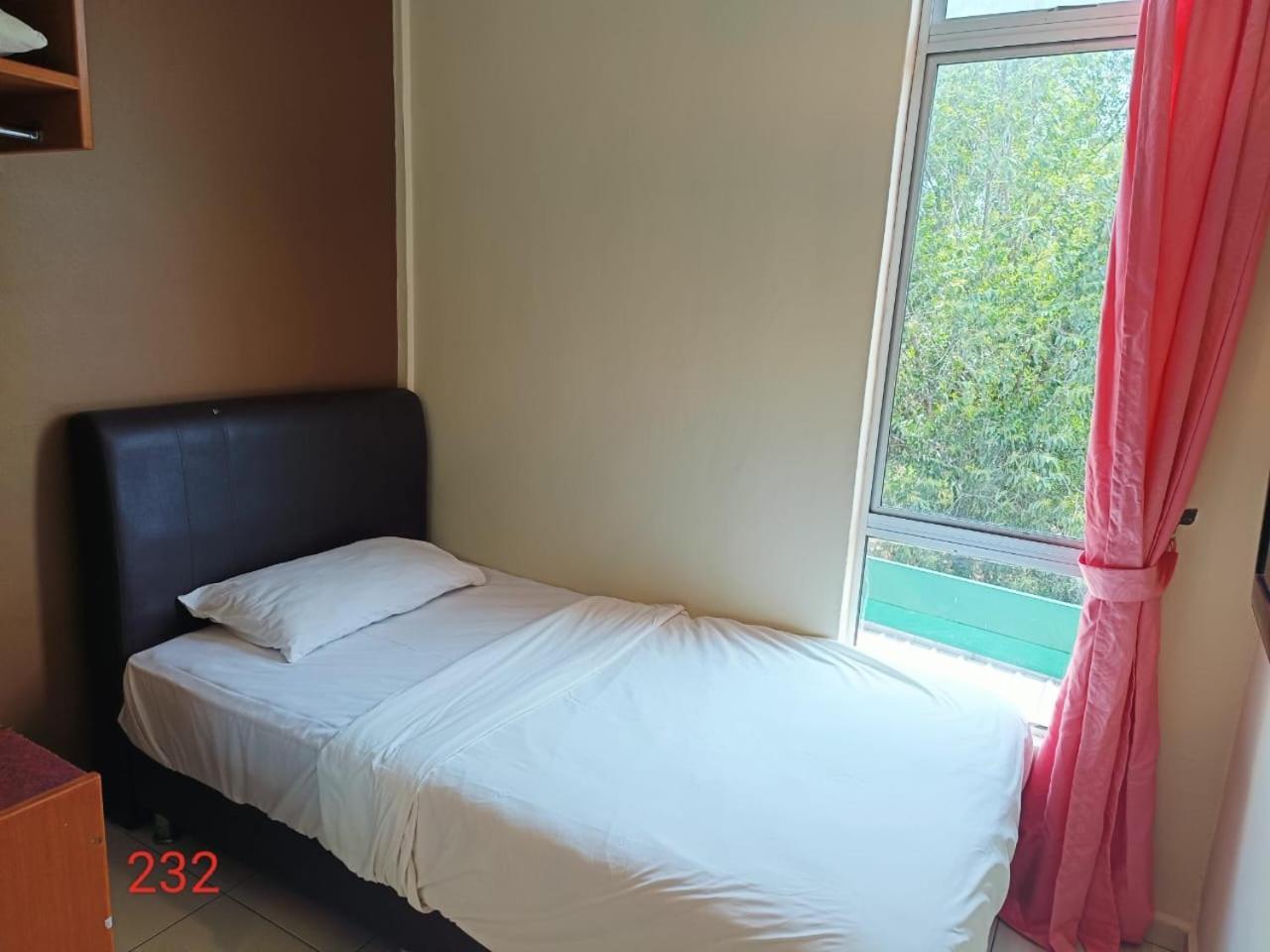 Doris Hotel Malacca Екстериор снимка
