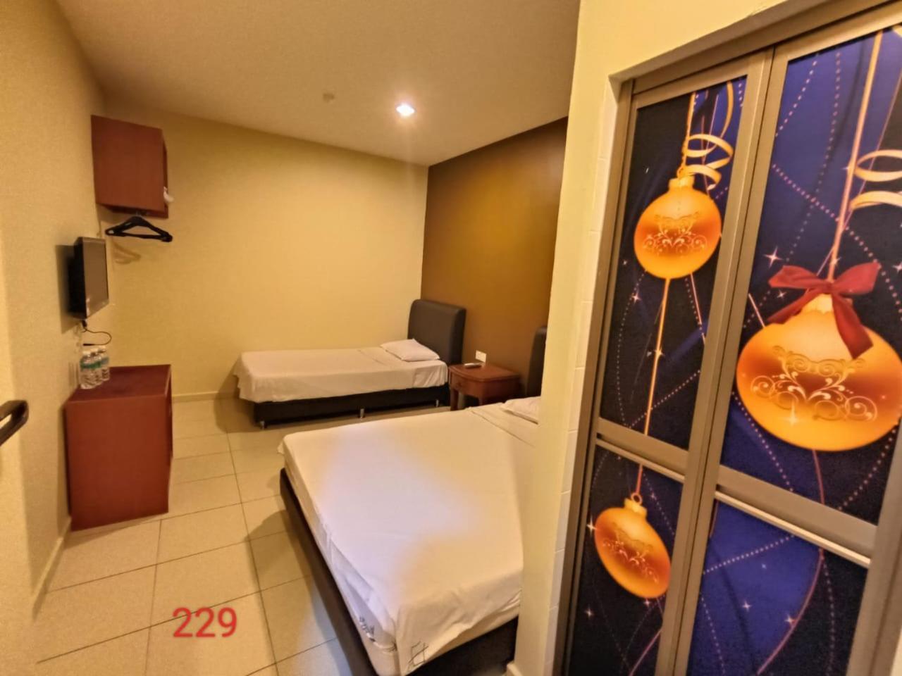 Doris Hotel Malacca Екстериор снимка